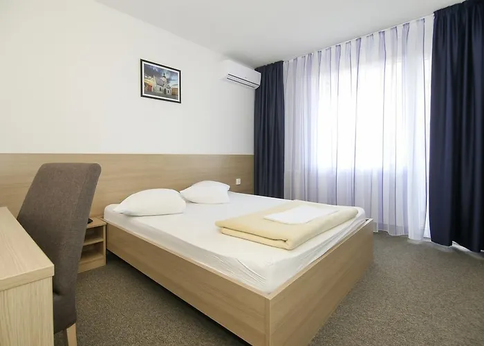 Zagreb Hotel 2*