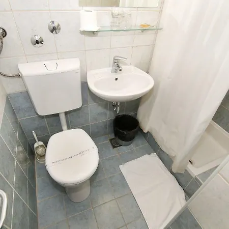 Hotell Zagreb 2*
