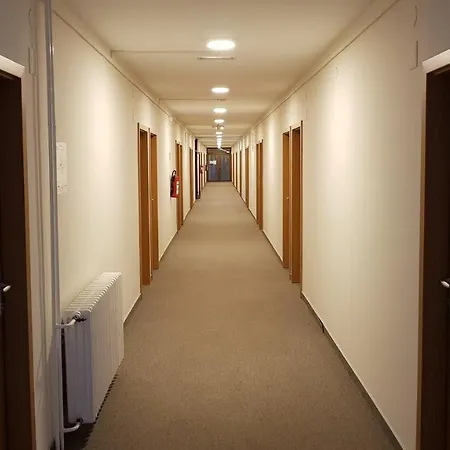 Hotel Zagreb 2*