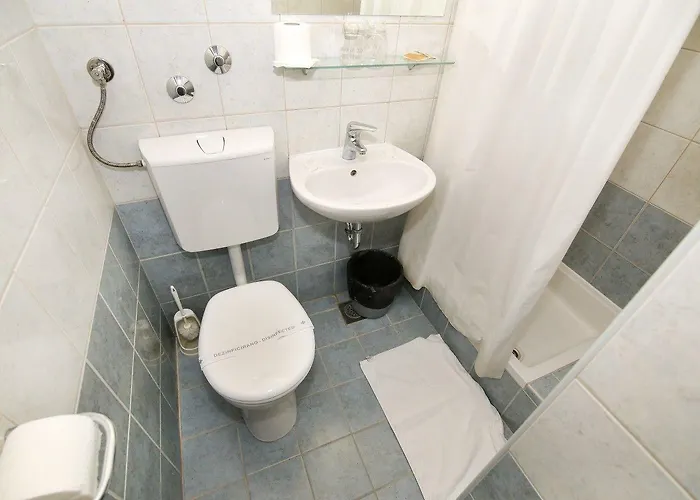 Hotel Zagreb 2*