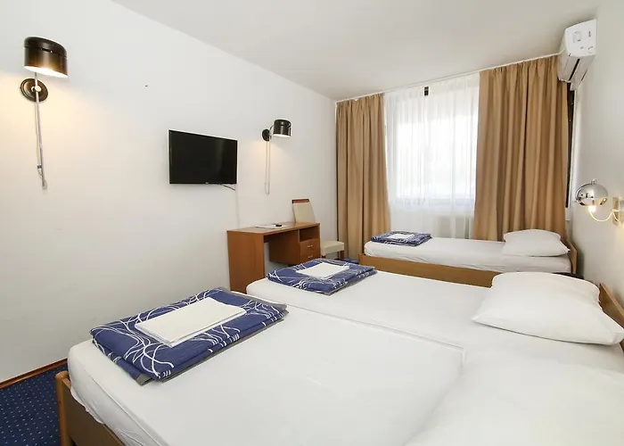 Zagreb 2* Split